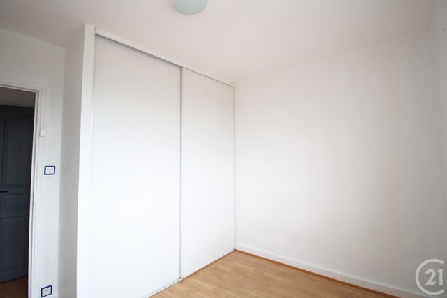 Appartement T3 &agrave; louer - 3 pi&egrave;ces - 66,02 m2 - Le Pont De Claix - 38 - RHONE-ALPES