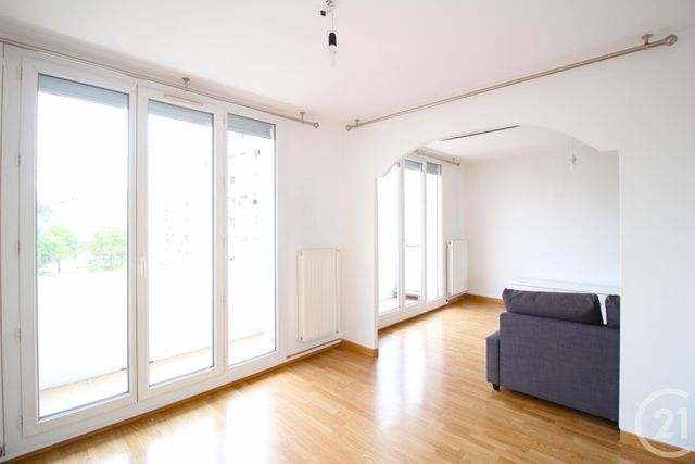Appartement T3 &agrave; louer - 3 pi&egrave;ces - 66,02 m2 - Le Pont De Claix - 38 - RHONE-ALPES