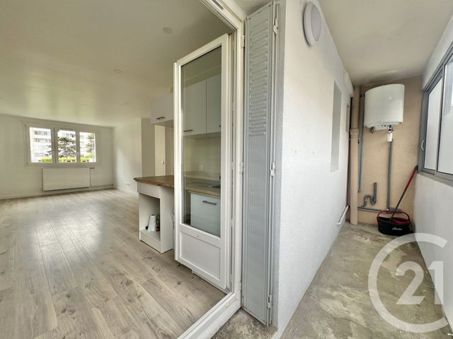 Appartement T3 &agrave; louer - 3 pi&egrave;ces - 52 m2 - St Martin D Heres - 38 - RHONE-ALPES