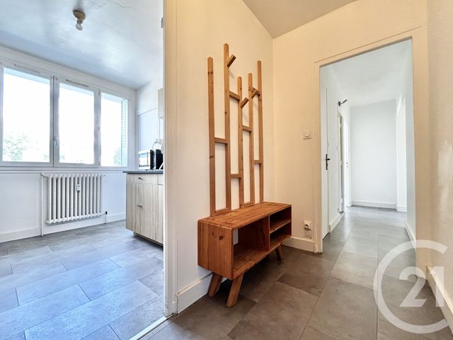 Appartement T4 &agrave; louer - 4 pi&egrave;ces - 69,88 m2 - St Martin D Heres - 38 - RHONE-ALPES