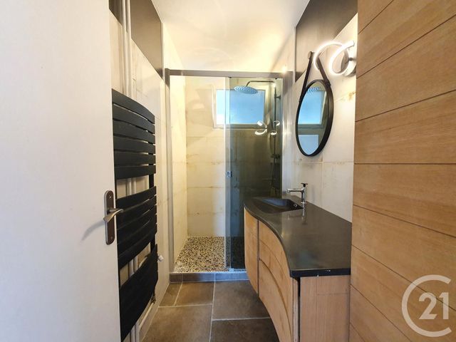 Appartement T3 &agrave; louer - 3 pi&egrave;ces - 65,01 m2 - Le Pont De Claix - 38 - RHONE-ALPES