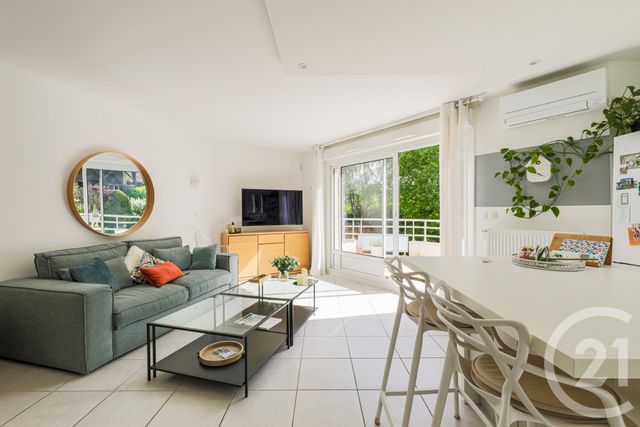 Appartement T4 &agrave; vendre - 4 pi&egrave;ces - 88 m2 - Seyssins - 38 - RHONE-ALPES