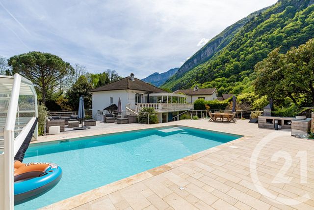 Maison &agrave; vendre - 8 pi&egrave;ces - 183,80 m2 - Veurey Voroize - 38 - RHONE-ALPES