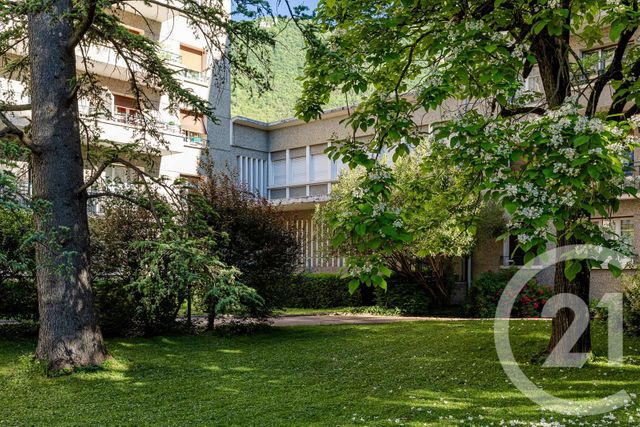 Immeuble &agrave; vendre - 884,28 m2 - Grenoble - 38 - RHONE-ALPES