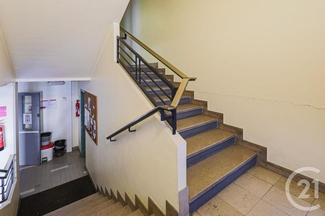 Immeuble &agrave; vendre - 884,28 m2 - Grenoble - 38 - RHONE-ALPES