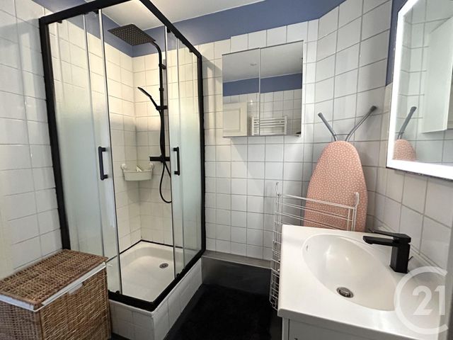 Appartement T2 &agrave; louer - 2 pi&egrave;ces - 48,62 m2 - Grenoble - 38 - RHONE-ALPES