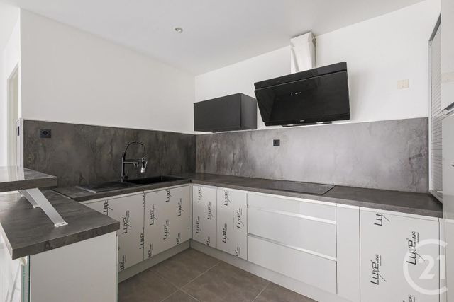 Appartement F3 &agrave; vendre - 4 pi&egrave;ces - 81,58 m2 - Grenoble - 38 - RHONE-ALPES