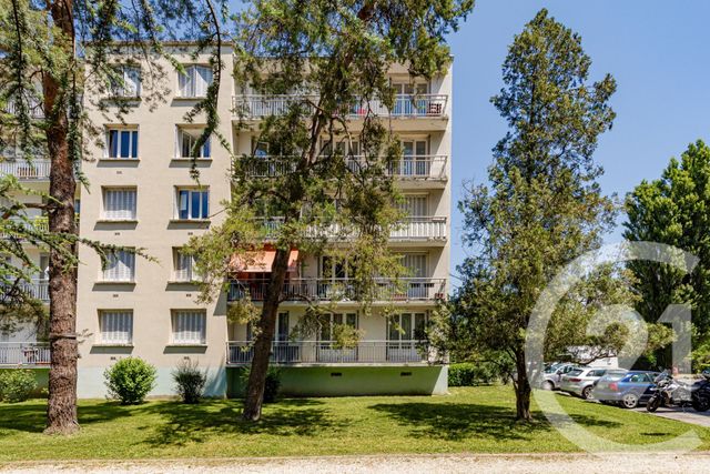 Appartement T3 &agrave; vendre - 3 pi&egrave;ces - 66,43 m2 - St Martin D Heres - 38 - RHONE-ALPES