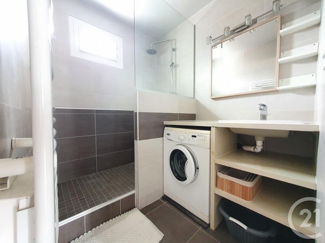 Appartement T3 &agrave; louer - 3 pi&egrave;ces - 65,09 m2 - St Martin D Heres - 38 - RHONE-ALPES