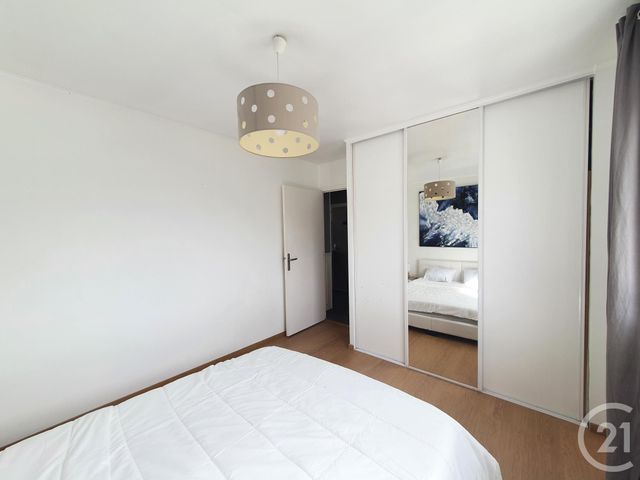 Appartement T3 &agrave; louer - 3 pi&egrave;ces - 65,09 m2 - St Martin D Heres - 38 - RHONE-ALPES