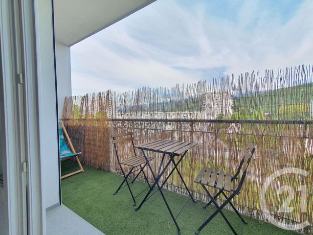 Appartement T3 &agrave; louer - 3 pi&egrave;ces - 65,09 m2 - St Martin D Heres - 38 - RHONE-ALPES