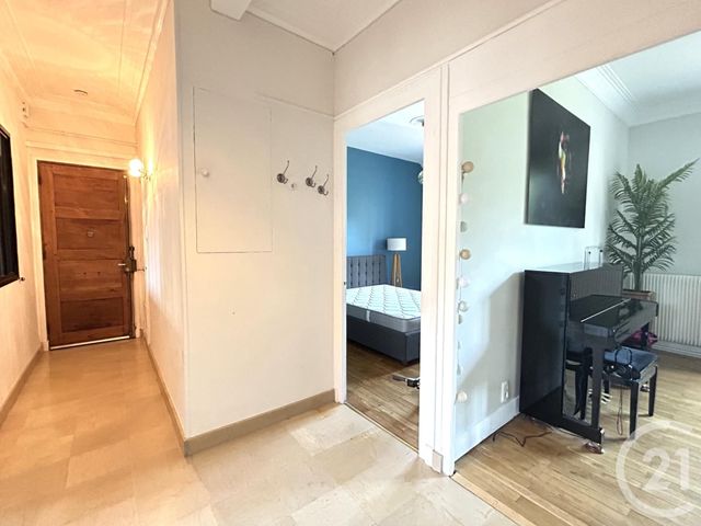 Appartement T3 &agrave; louer - 3 pi&egrave;ces - 69,86 m2 - Grenoble - 38 - RHONE-ALPES