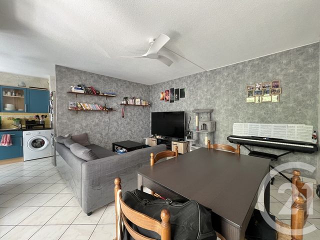 Appartement T3 &agrave; louer - 3 pi&egrave;ces - 53,37 m2 - Grenoble - 38 - RHONE-ALPES