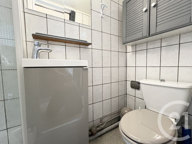 Appartement Studio &agrave; louer - 1 pi&egrave;ce - 15,32 m2 - Grenoble - 38 - RHONE-ALPES