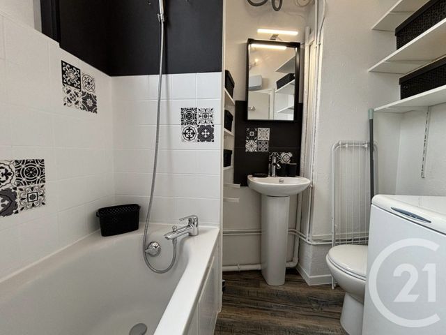Appartement Studio &agrave; louer - 1 pi&egrave;ce - 15,94 m2 - Grenoble - 38 - RHONE-ALPES
