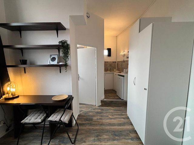 Appartement Studio &agrave; louer - 1 pi&egrave;ce - 15,94 m2 - Grenoble - 38 - RHONE-ALPES