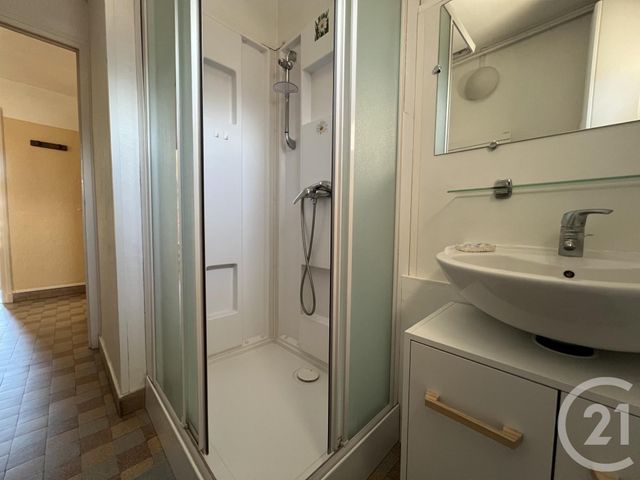 Appartement T3 &agrave; louer - 3 pi&egrave;ces - 56,13 m2 - Grenoble - 38 - RHONE-ALPES