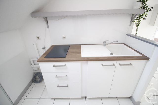 Appartement T1 &agrave; louer - 2 pi&egrave;ces - 25,10 m2 - Grenoble - 38 - RHONE-ALPES