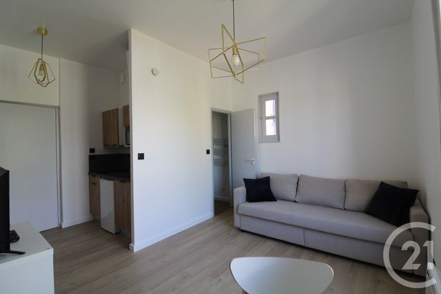 Appartement Studio &agrave; louer - 1 pi&egrave;ce - 17,81 m2 - St Martin D Heres - 38 - RHONE-ALPES