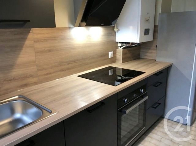 Appartement T5 &agrave; louer - 5 pi&egrave;ces - 82 m2 - St Martin D Heres - 38 - RHONE-ALPES