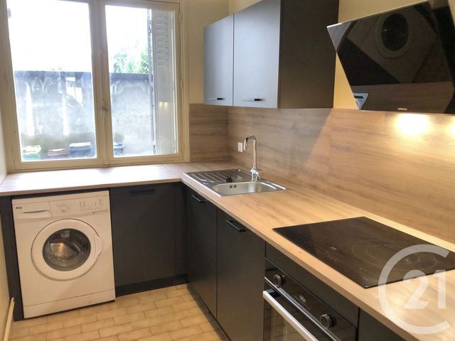 Appartement T5 &agrave; louer - 5 pi&egrave;ces - 82 m2 - St Martin D Heres - 38 - RHONE-ALPES