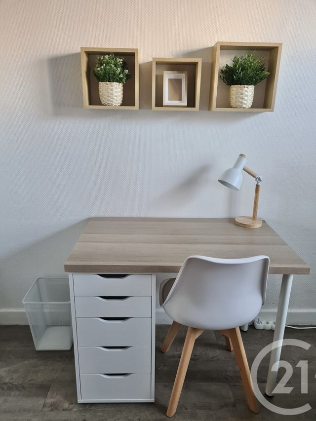 Appartement T5 &agrave; louer - 5 pi&egrave;ces - 82 m2 - St Martin D Heres - 38 - RHONE-ALPES