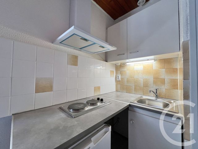 Appartement T1 &agrave; louer - 1 pi&egrave;ce - 23,50 m2 - Grenoble - 38 - RHONE-ALPES