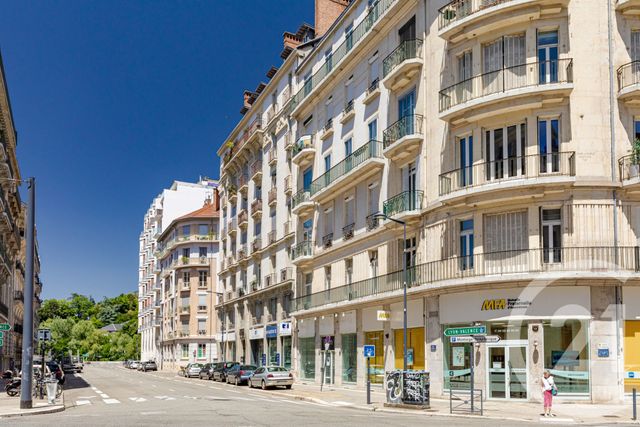 Appartement F6 &agrave; vendre - 6 pi&egrave;ces - 162,62 m2 - Grenoble - 38 - RHONE-ALPES