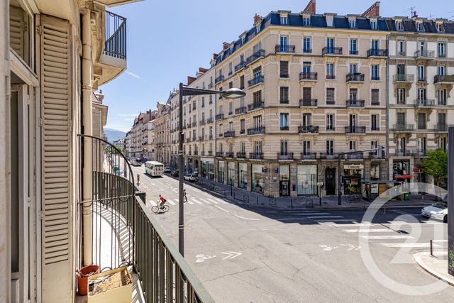 Appartement F6 &agrave; vendre - 6 pi&egrave;ces - 162,62 m2 - Grenoble - 38 - RHONE-ALPES