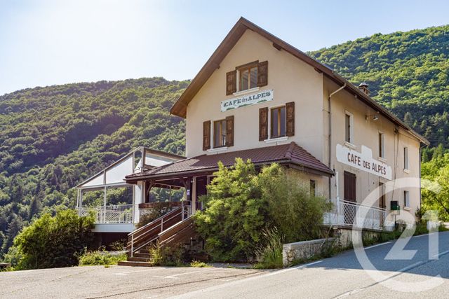 Local commercial à louer - 280.0 m2 - 38 - Isere