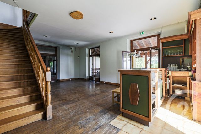 Local commercial à louer - 280.0 m2 - 38 - Isere