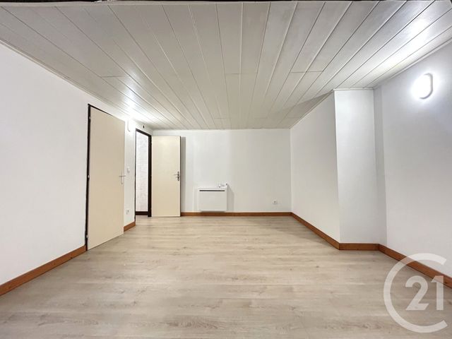 Appartement T1 &agrave; louer - 1 pi&egrave;ce - 30,53 m2 - Sassenage - 38 - RHONE-ALPES