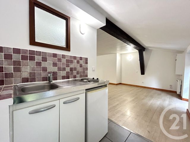 Appartement T1 &agrave; louer - 1 pi&egrave;ce - 30,53 m2 - Sassenage - 38 - RHONE-ALPES