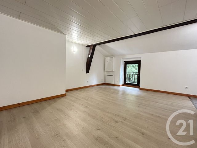 Appartement T1 &agrave; louer - 1 pi&egrave;ce - 30,53 m2 - Sassenage - 38 - RHONE-ALPES
