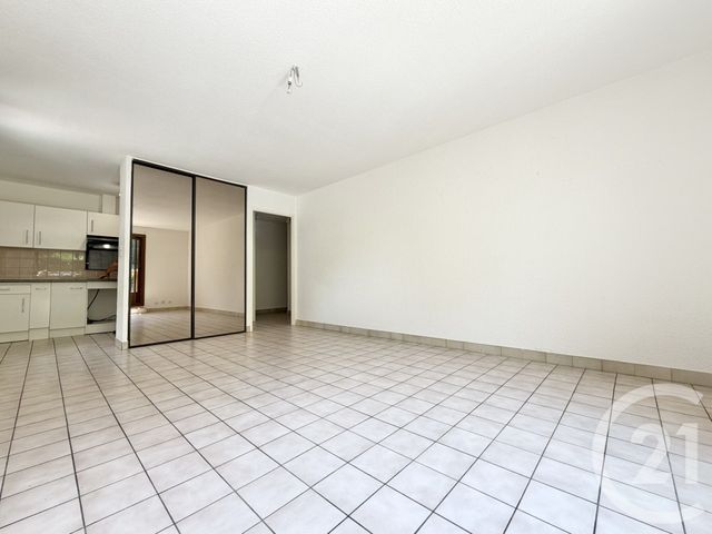 Appartement T2 &agrave; louer - 2 pi&egrave;ces - 52,69 m2 - Noyarey - 38 - RHONE-ALPES