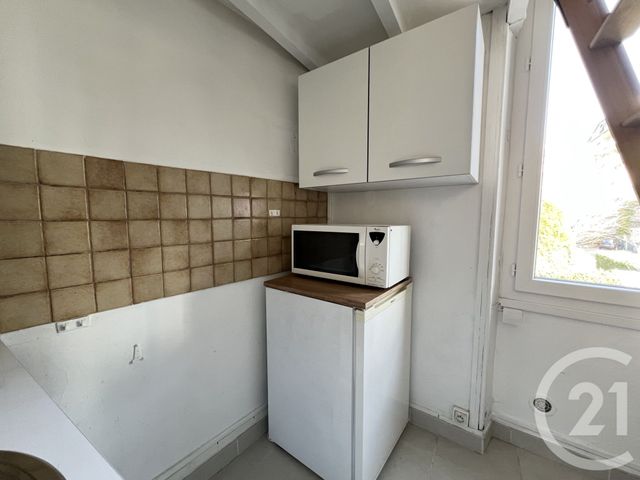 Appartement Studio &agrave; louer - 1 pi&egrave;ce - 13,92 m2 - Grenoble - 38 - RHONE-ALPES