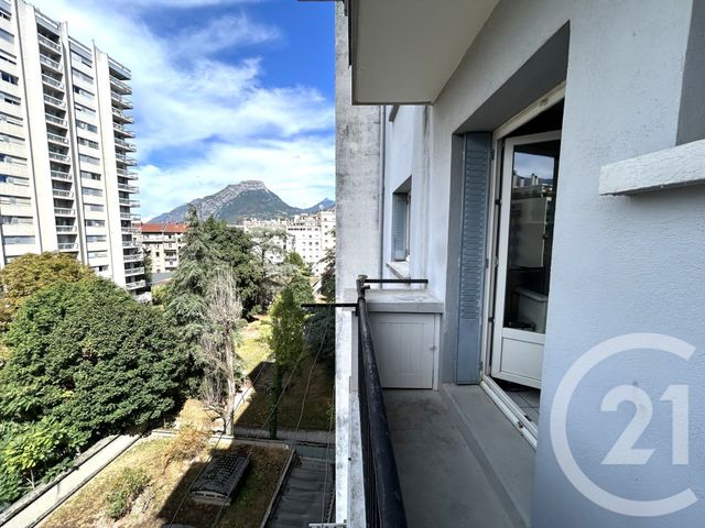 Appartement T3 &agrave; louer - 3 pi&egrave;ces - 82,52 m2 - Grenoble - 38 - RHONE-ALPES