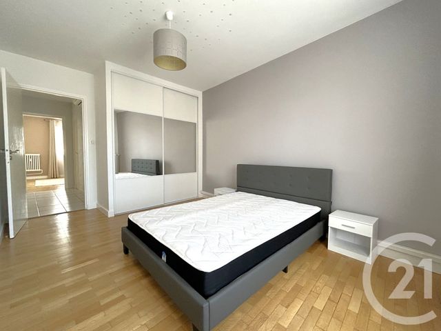 Appartement T3 &agrave; louer - 3 pi&egrave;ces - 82,52 m2 - Grenoble - 38 - RHONE-ALPES