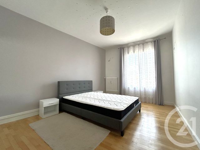 Appartement T3 &agrave; louer - 3 pi&egrave;ces - 82,52 m2 - Grenoble - 38 - RHONE-ALPES