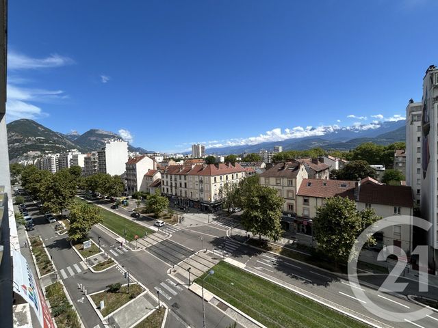 Appartement T3 &agrave; louer - 3 pi&egrave;ces - 82,52 m2 - Grenoble - 38 - RHONE-ALPES