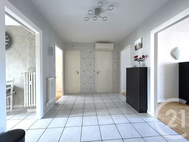 Appartement T3 &agrave; louer - 3 pi&egrave;ces - 82,52 m2 - Grenoble - 38 - RHONE-ALPES