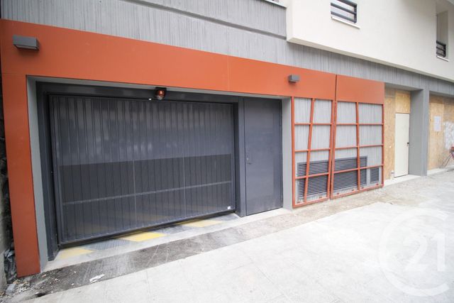 Parking &agrave; louer - 19 m2 - Grenoble - 38 - RHONE-ALPES