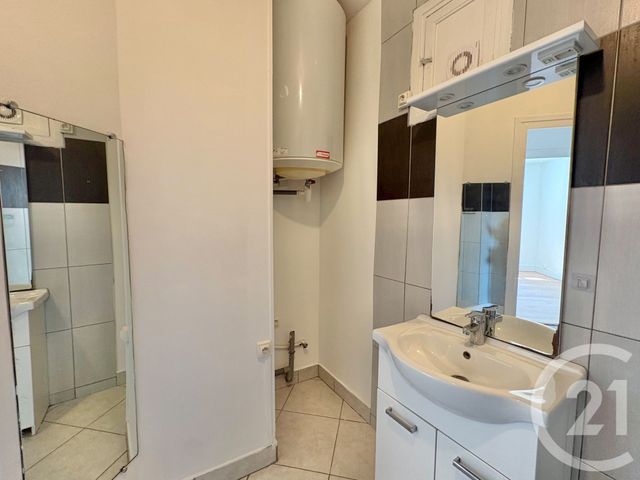 Appartement T3 &agrave; louer - 3 pi&egrave;ces - 79,38 m2 - Grenoble - 38 - RHONE-ALPES