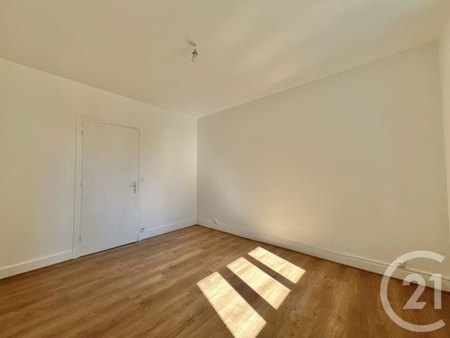 Appartement T3 &agrave; louer - 3 pi&egrave;ces - 79,38 m2 - Grenoble - 38 - RHONE-ALPES