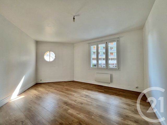 Appartement T3 &agrave; louer - 3 pi&egrave;ces - 79,38 m2 - Grenoble - 38 - RHONE-ALPES