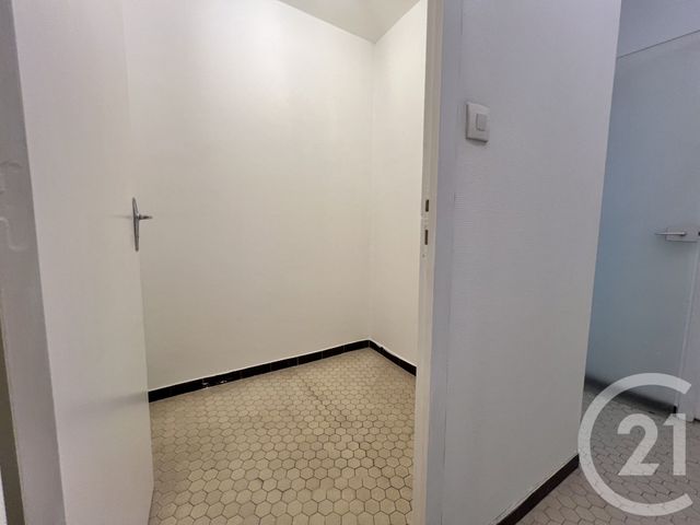 Appartement T3 &agrave; louer - 3 pi&egrave;ces - 85,15 m2 - Grenoble - 38 - RHONE-ALPES