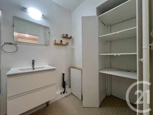 Appartement T3 &agrave; louer - 3 pi&egrave;ces - 85,15 m2 - Grenoble - 38 - RHONE-ALPES