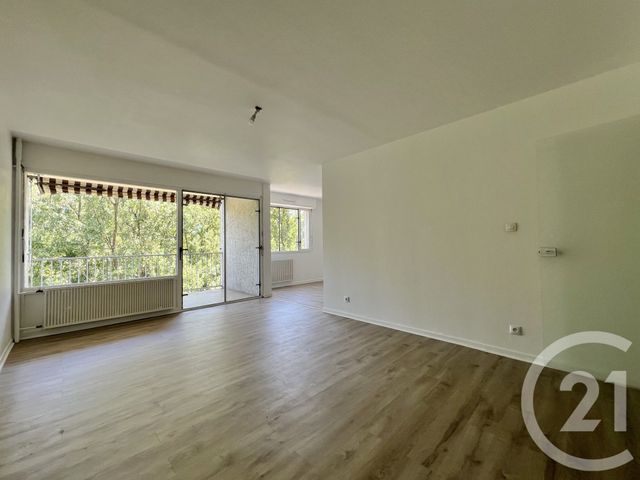 Appartement T3 &agrave; louer - 3 pi&egrave;ces - 85,15 m2 - Grenoble - 38 - RHONE-ALPES