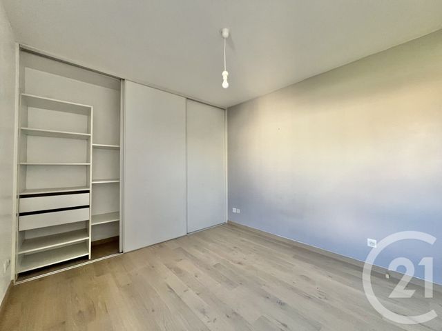 Appartement T3 &agrave; louer - 3 pi&egrave;ces - 70,76 m2 - Grenoble - 38 - RHONE-ALPES