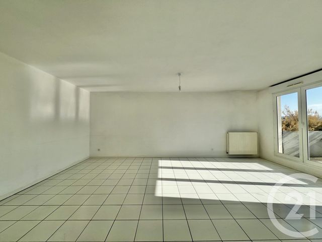 Appartement T3 &agrave; louer - 3 pi&egrave;ces - 70,76 m2 - Grenoble - 38 - RHONE-ALPES